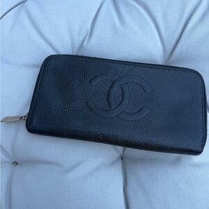 Chanel Caviar Black Pebbled Zip Wallet